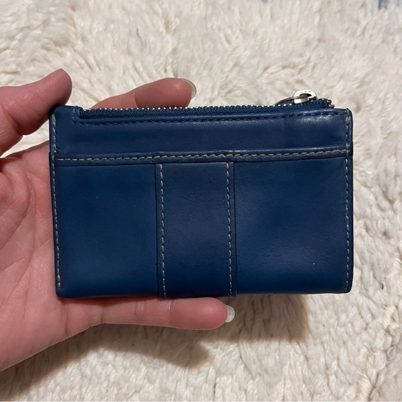 Vintage Coach Leather keychain wallet skinny mini in blue - Picture 2 of 8